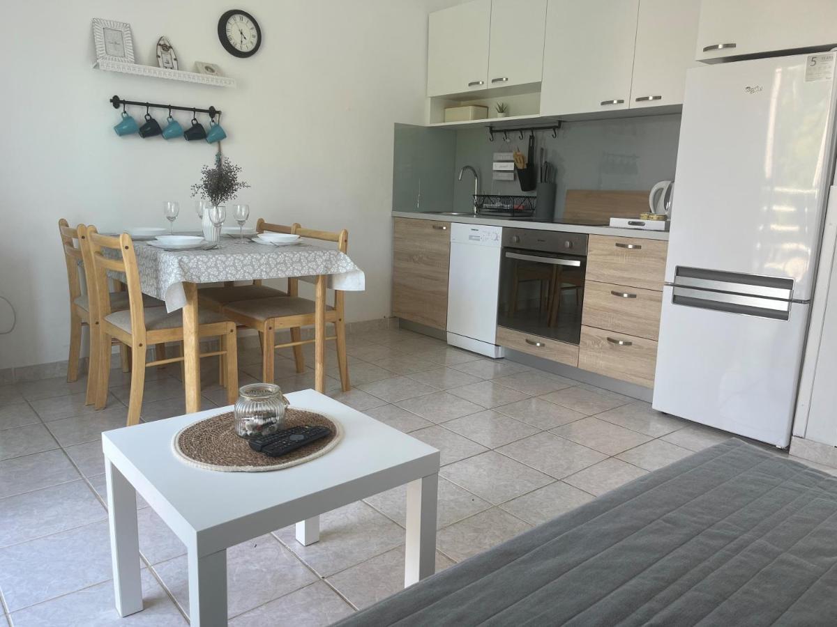 Pinezici Apartman Niccole Esterno foto