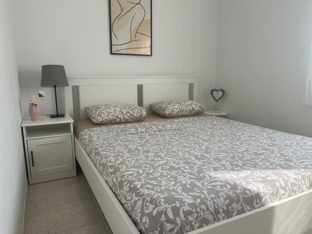 Pinezici Apartman Niccole Esterno foto