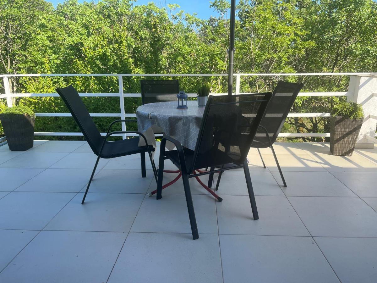 Pinezici Apartman Niccole Esterno foto